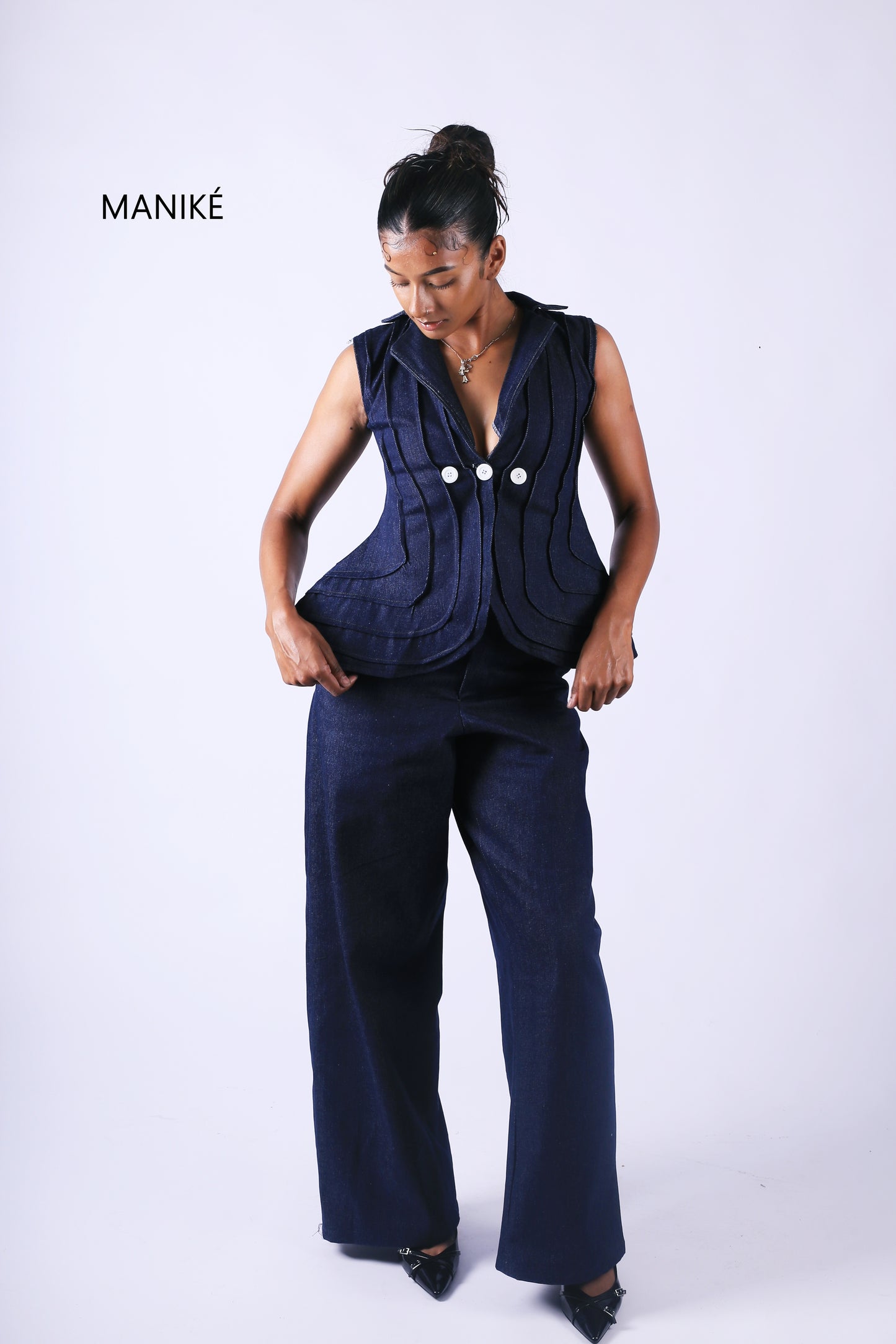 MIDNIGHT CURVE TROUSER